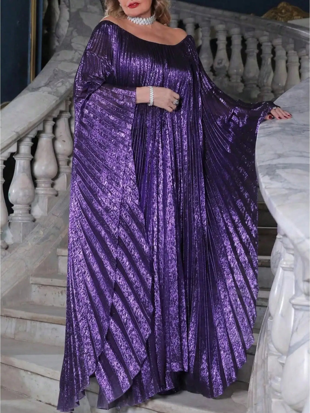 Oversized Pleated Kaftan Maxi Dress with Dramatic Gothic Streetwear Aesthetic