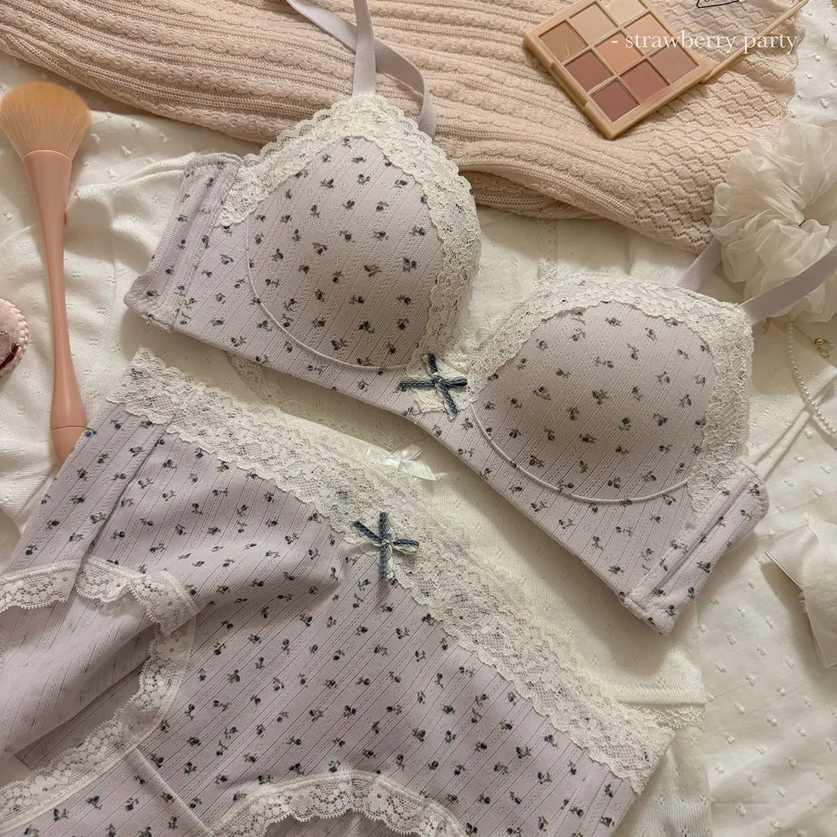 Soft Cream Dotted Floral Wire-Free Bralette and Panty Set with Delicate Lace Trim