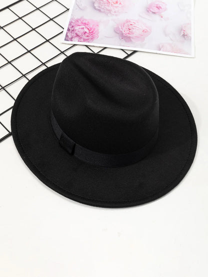 Classic Wide Brim Felt Fedora Hat with Structured Crown for Modern Everyday Styling