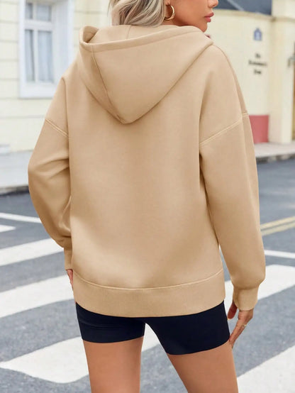Cropped Zip-Up Hoodie with Slim Fit and Contemporary Streetwear Design