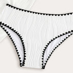 Girls' Printed Two-Piece Bikini Set with Sporty Cutout Design and Coordinated Swimwear Silhouette