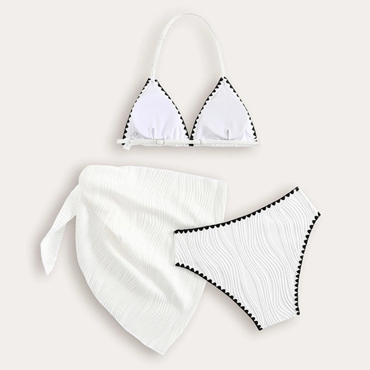 Girls' Printed Two-Piece Bikini Set with Sporty Cutout Design and Coordinated Swimwear Silhouette