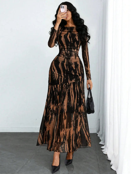 Elegant Victorian Gothic Lace Panel Maxi Dress with Flowing Hemline