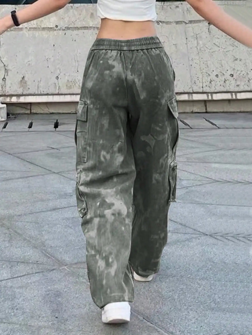 Loose Fit Cargo Pants with Straight Wide Leg Utility Pocket Casual Streetwear Style