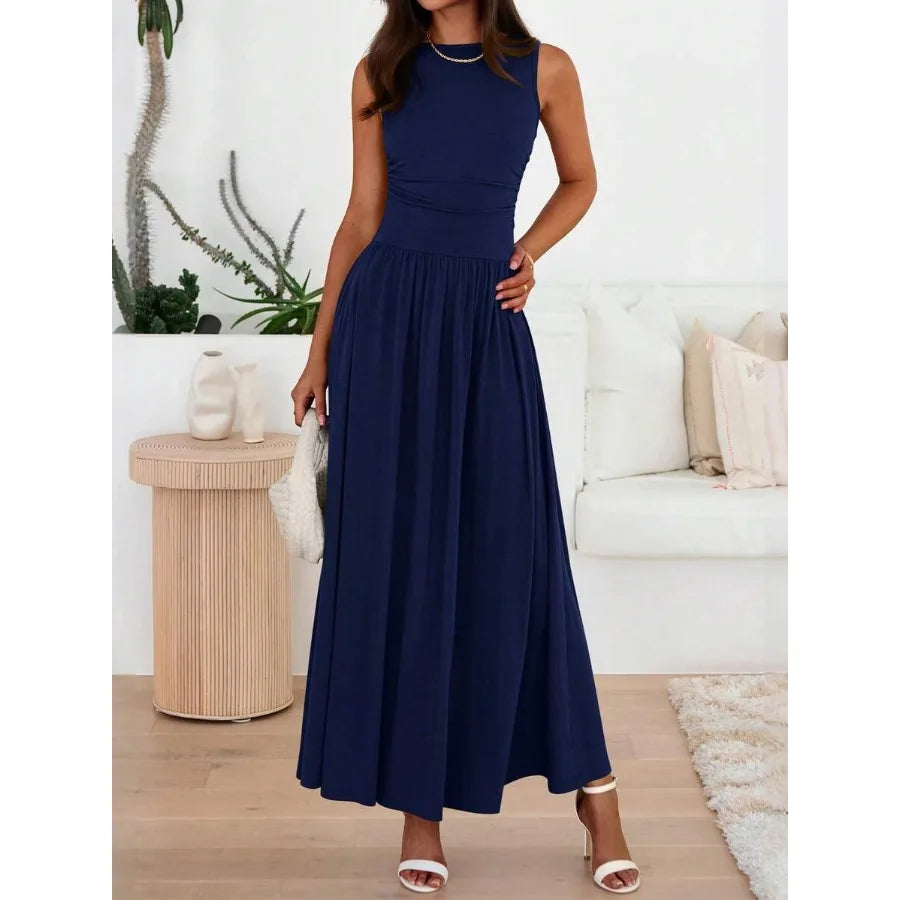 Sleeveless High Waist Maxi Dress with Ruched Panels and Functional Pockets