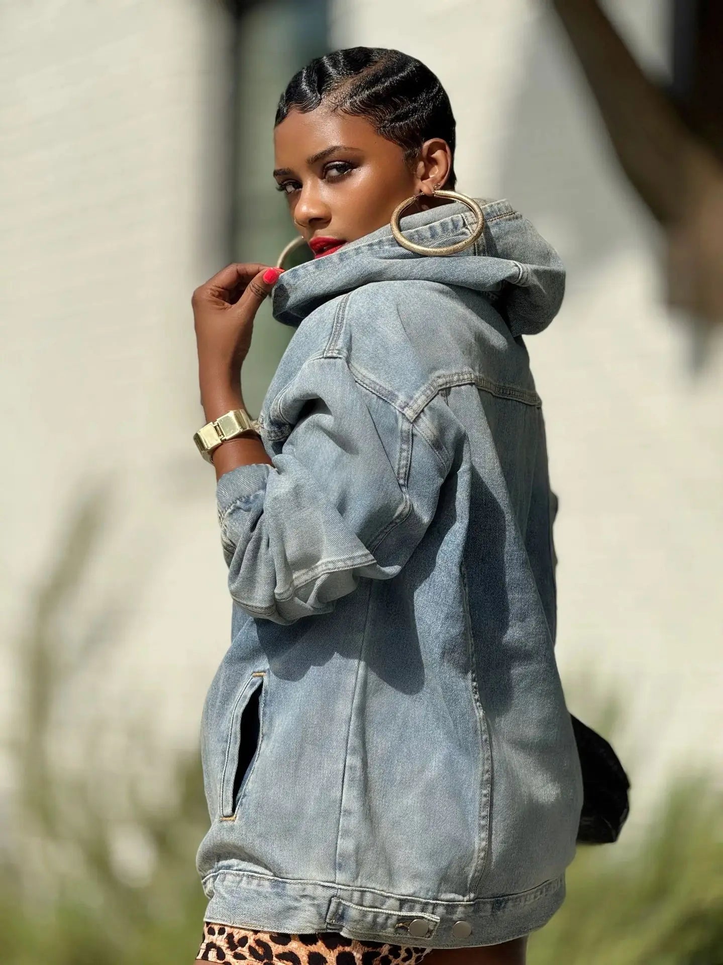 Women's Oversized Washed Denim Look Hoodie Relaxed Streetwear Pullover with Front Pocket