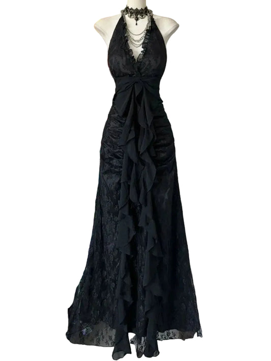 Elegant Lace Gothic Maxi Dress with Dark Romantic Fashion Style