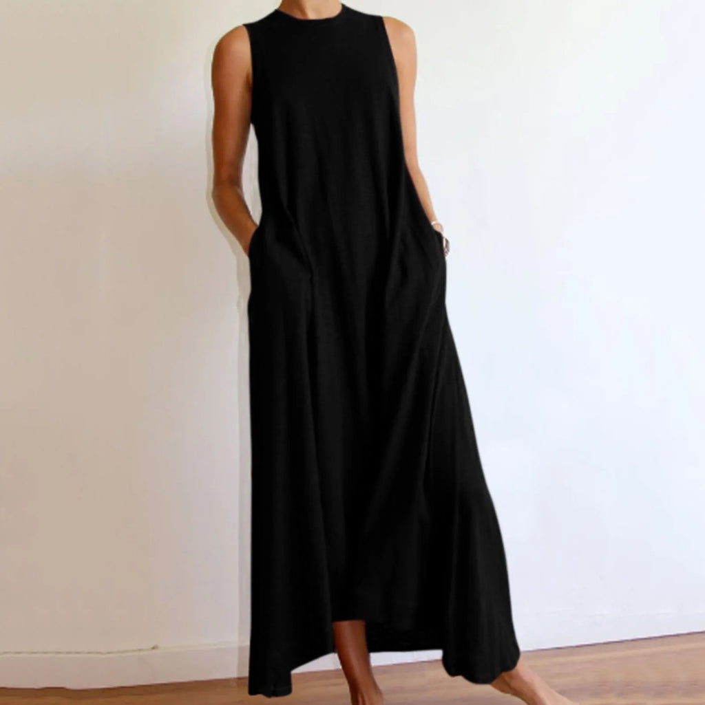 Oversized Sleeveless Maxi Dress with Pockets and Relaxed T-Shirt Silhouette
