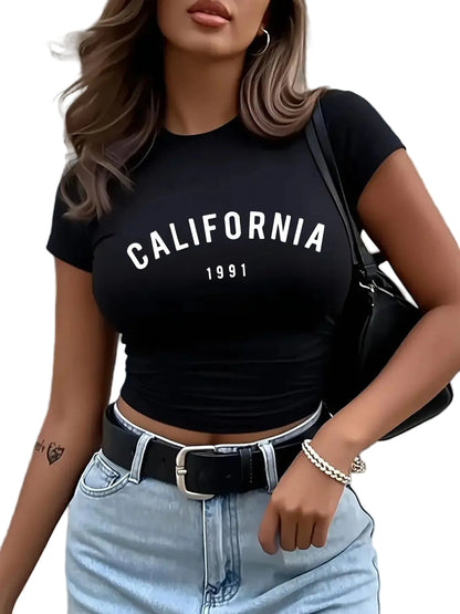 Women's Typography Graphic Crop T-Shirt for Casual Streetwear Everyday Modern Fashion Style