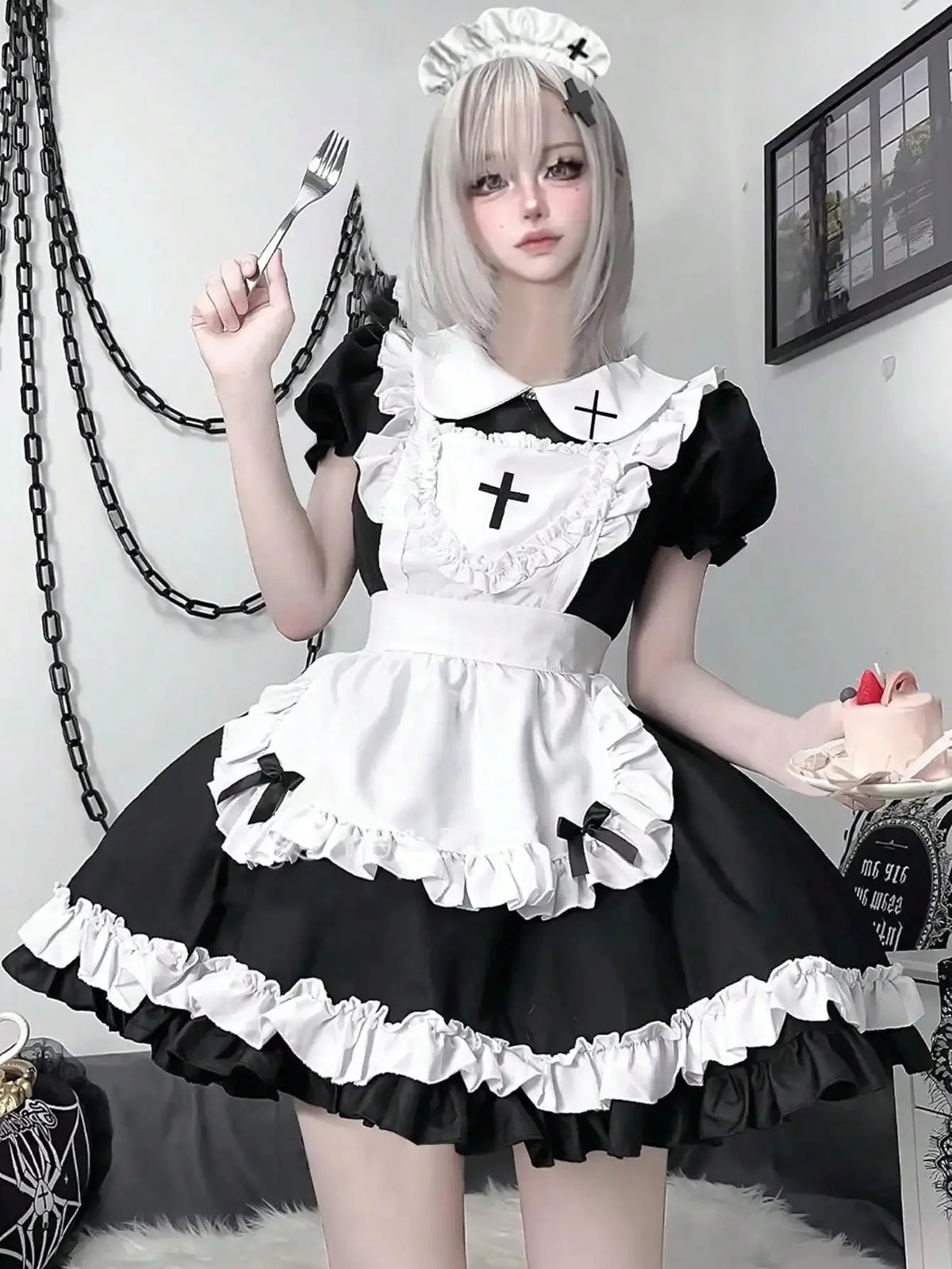 Women's Lace Trim Maid-Inspired Mini Dress with Apron and Puff Sleeve Design