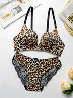 Deep Plum Smooth Contour Bra and Scalloped Lace Hipster Panty Set