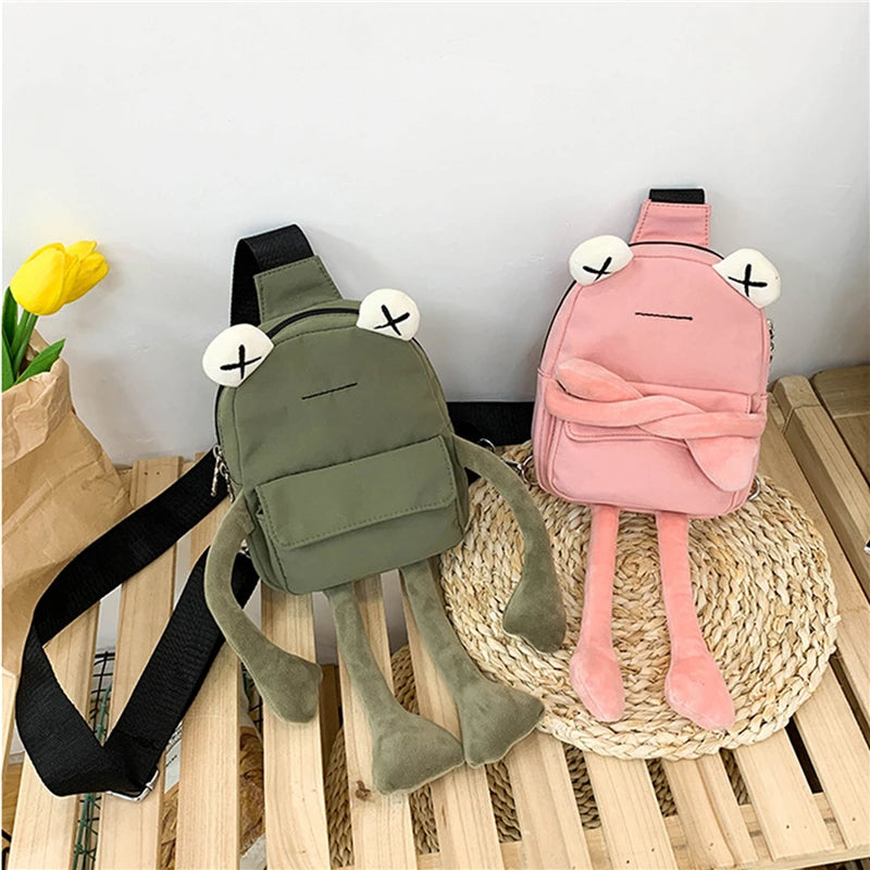 Compact Utility Crossbody Bag with Adjustable Strap Everyday Casual Design