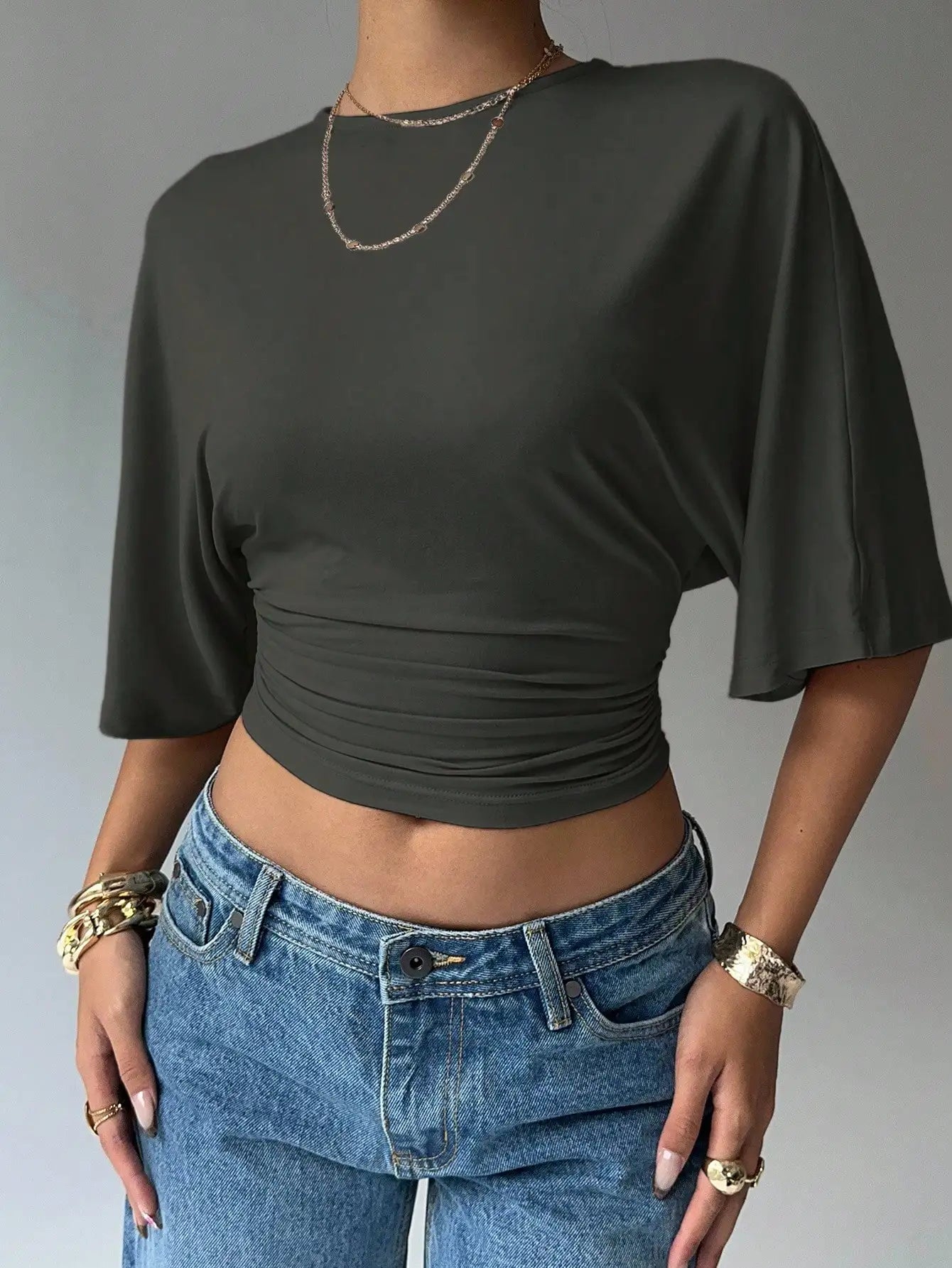 Batwing Sleeve Crop Tee with Relaxed Fit and Minimalist Casual Style