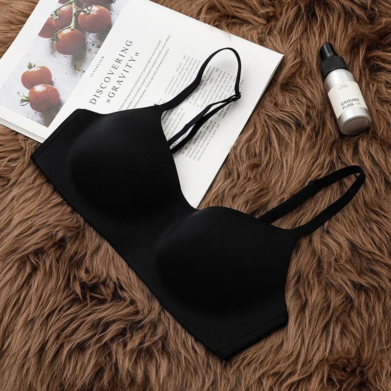 Seamless Wire-Free Molded Bra with Double-Strap Detailing