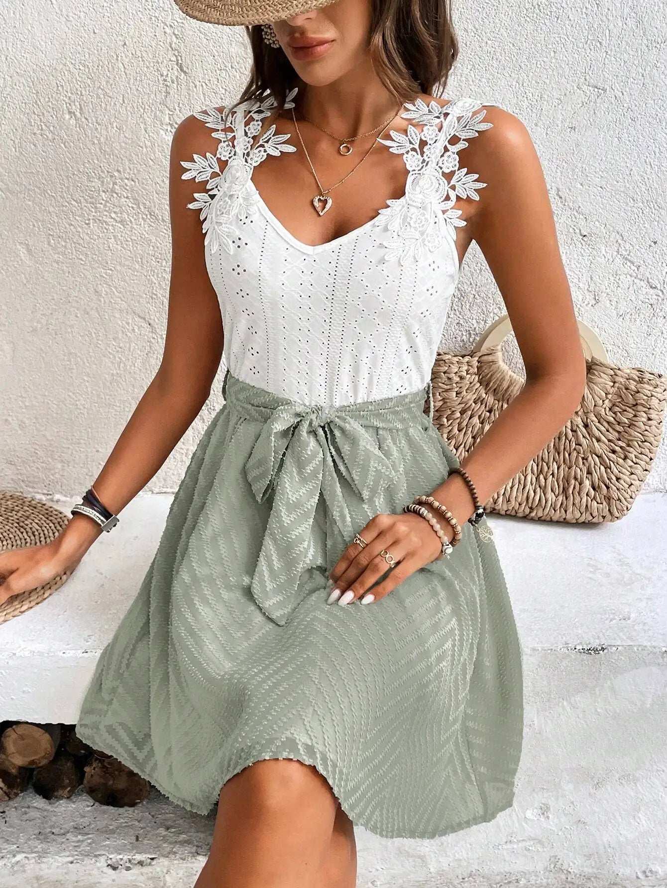 Lace Detail Sleeveless V-Neck Mini Dress with Defined Waist Silhouette