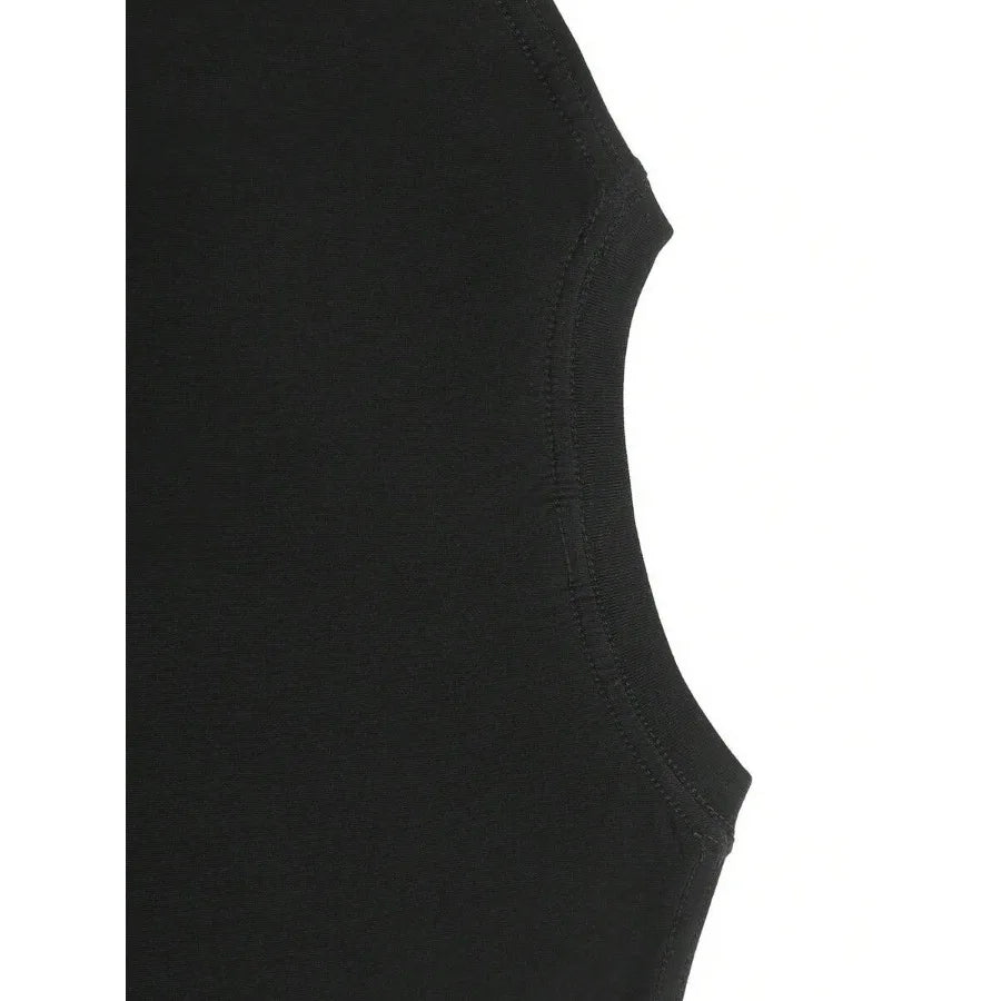 Graphic Statement Crop Tee with Fitted Silhouette and Alternative Streetwear Style
