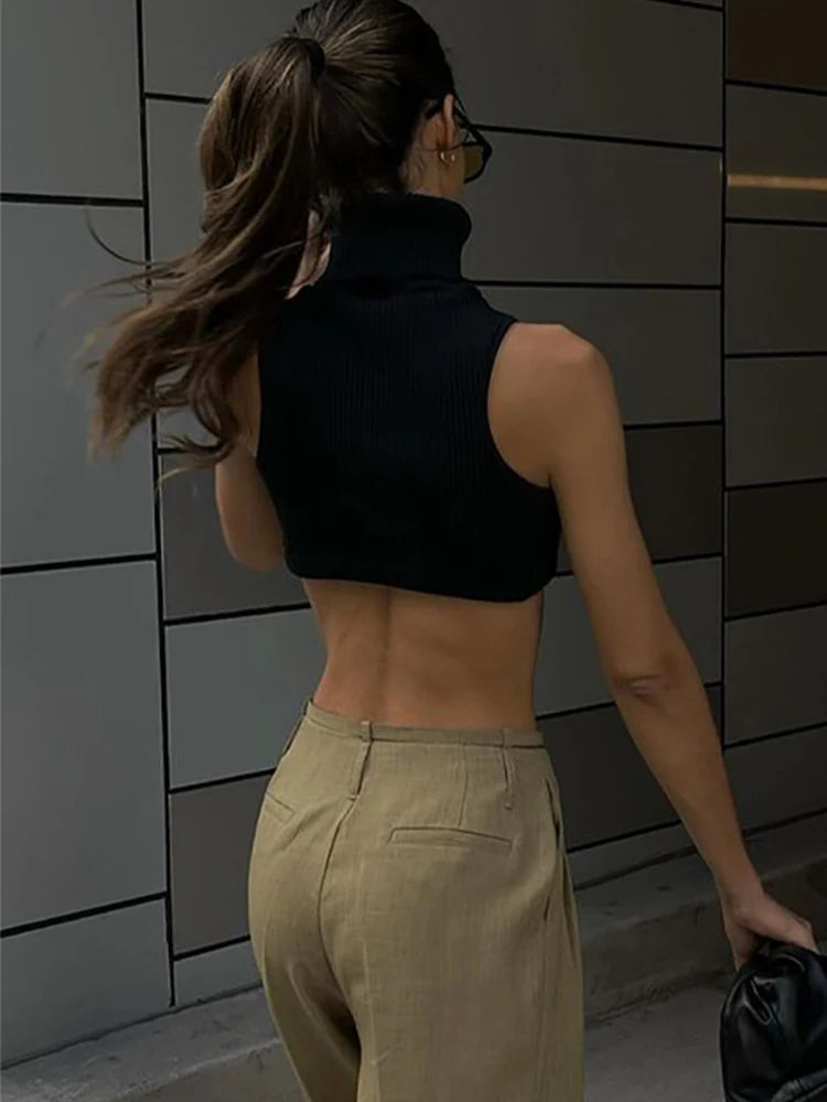 Ribbed Turtleneck Sleeveless Crop Top with Cutout Hem Slim Streetwear Fit