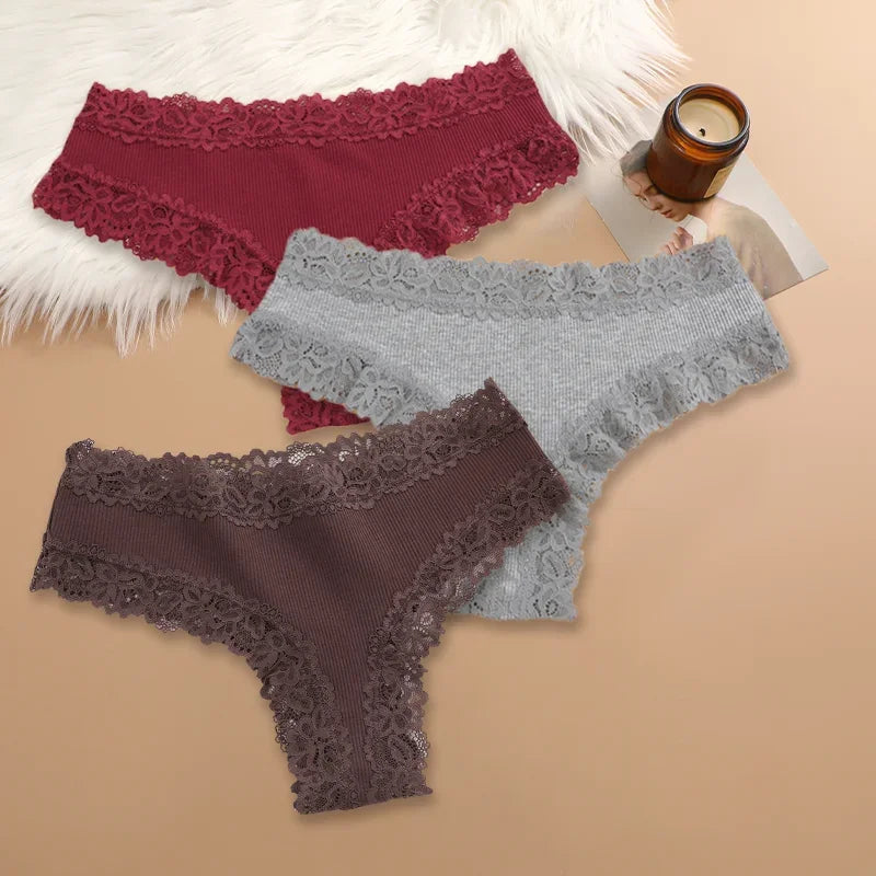 Three-Piece Ribbed Cotton-Blend Bikini Panty Set with Scalloped Lace Trim