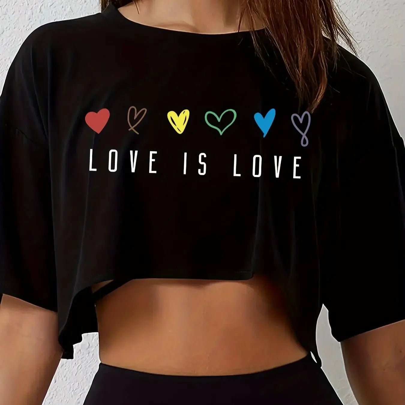 Women's Relaxed Graphic Crop T-Shirt for Casual Everyday Streetwear Modern Fashion Style