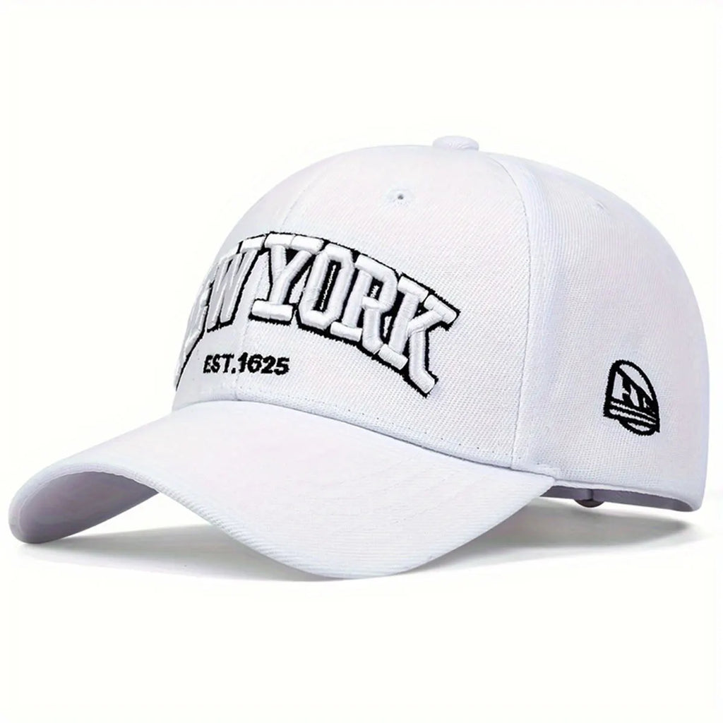 Minimalist Embroidered Baseball Cap with Adjustable Fit for Casual Everyday Streetwear Fashion Style