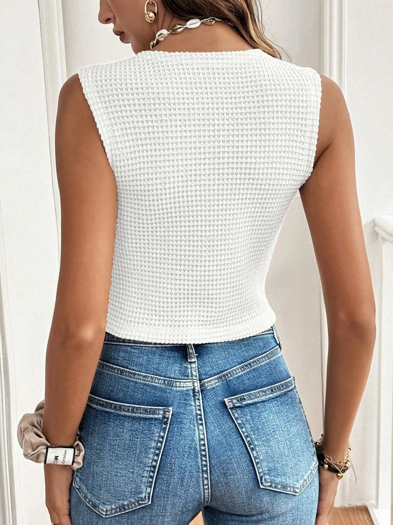 Women's Sleeveless Square Neck Textured Button Front Tank Top for Casual Everyday Layering Style