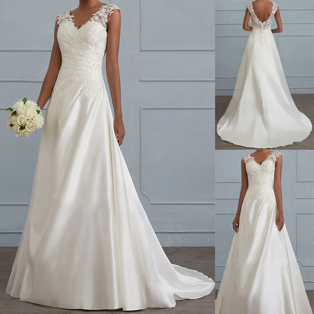 Elegant Sleeveless A-Line Maxi Dress with Lace Detail and V Neck