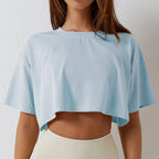 Women's Relaxed Cropped T-Shirt for Minimalist Casual Streetwear Everyday Comfort and Layered Style