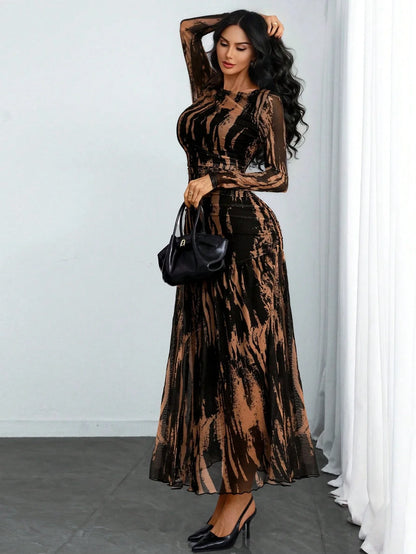 Elegant Victorian Gothic Lace Panel Maxi Dress with Flowing Hemline
