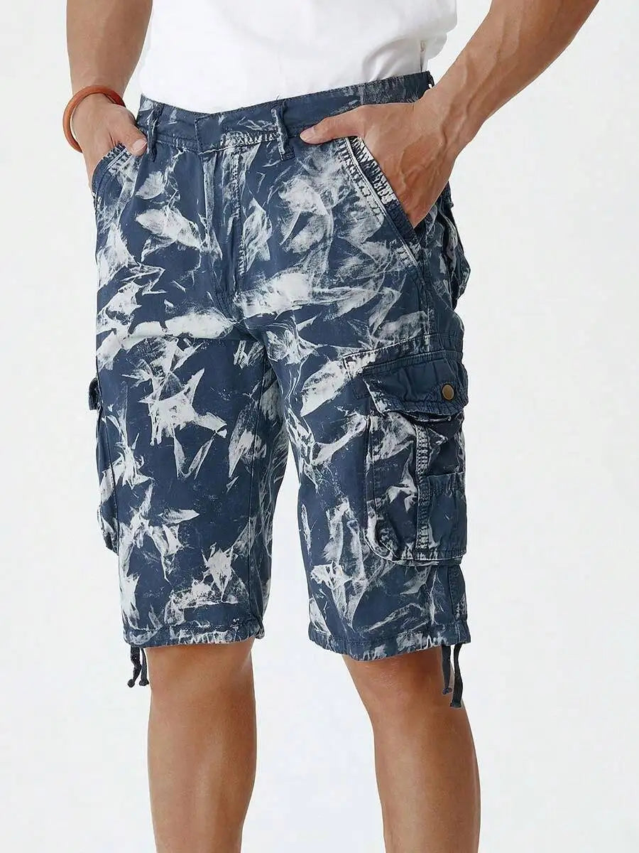 Relaxed Fit Cargo Shorts with Utility Pockets and Outdoor Streetwear Styling