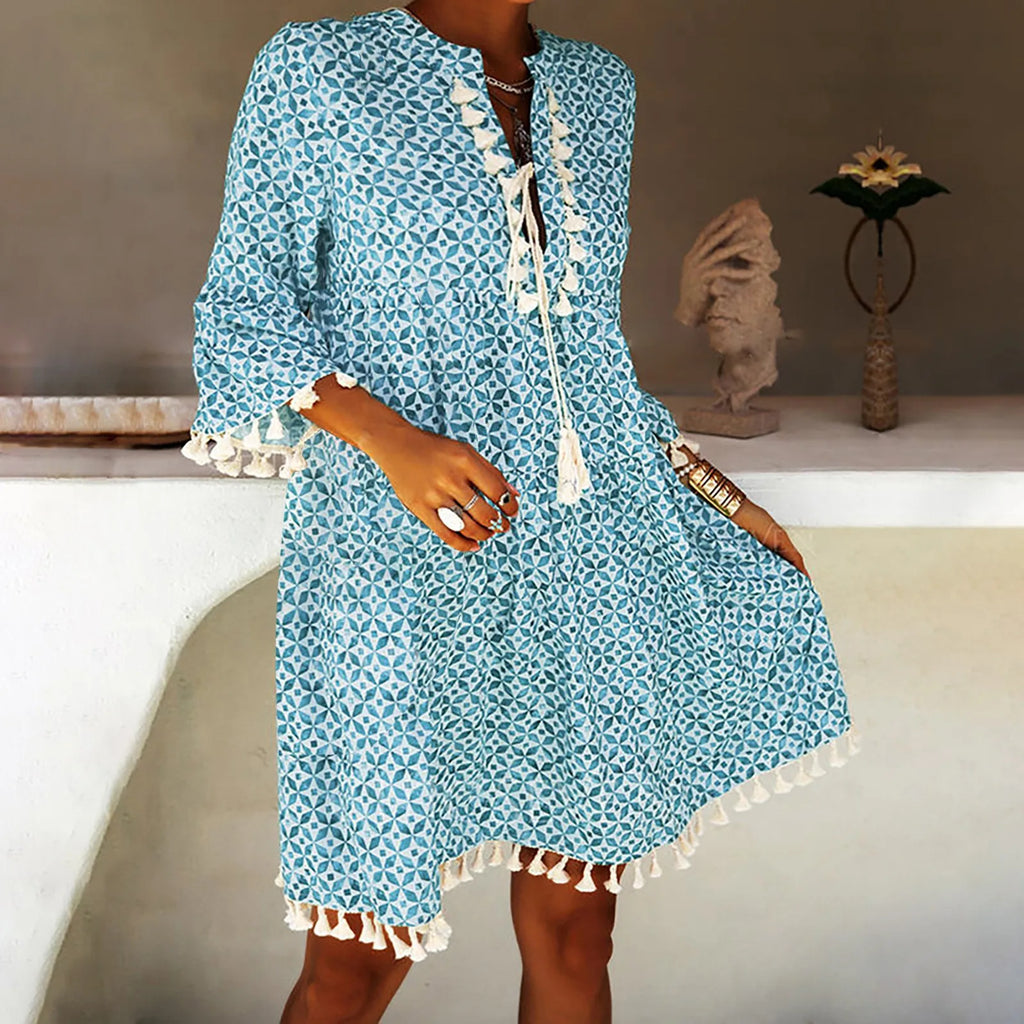 Relaxed Bohemian Tassel-Trimmed Shift Dress in Teal Geometric Print