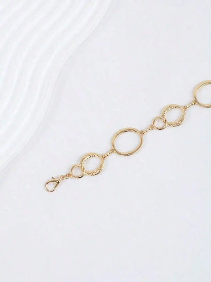 Minimalist Circle Link Waist Chain for Modern Alternative Fashion Outfits
