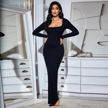 Elegant Cutout Maxi Dress with Modern Evening Fashion Silhouette