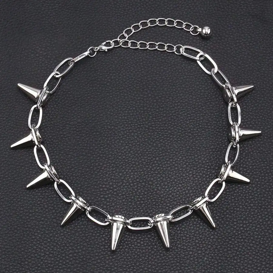 Spike Choker Necklace for Punk Gothic and Alternative Fashion Looks