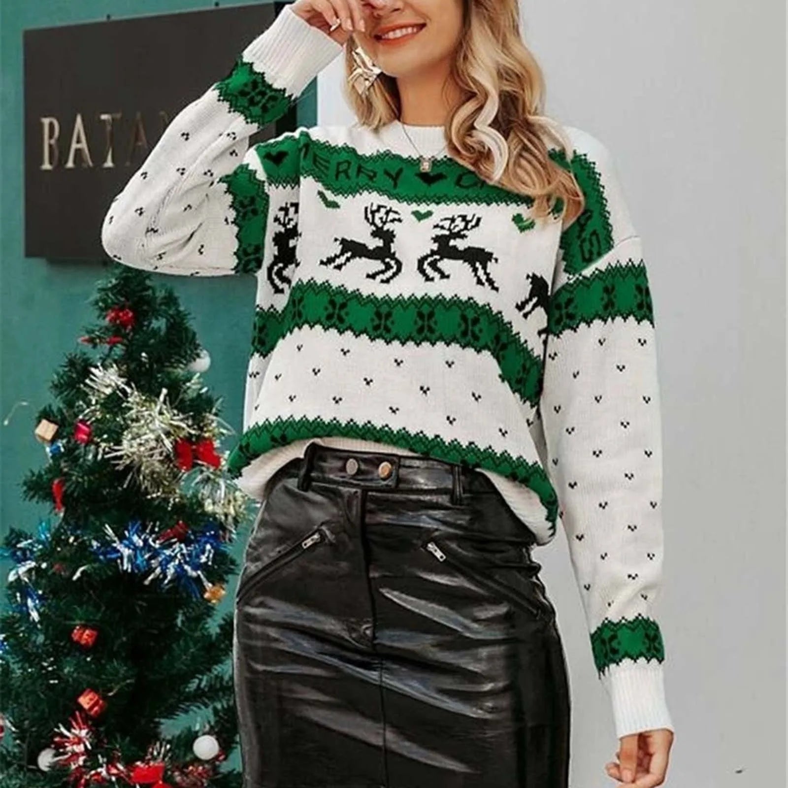 Women's Festive Pattern Relaxed Fit Cozy Knit Holiday Sweater Pullover