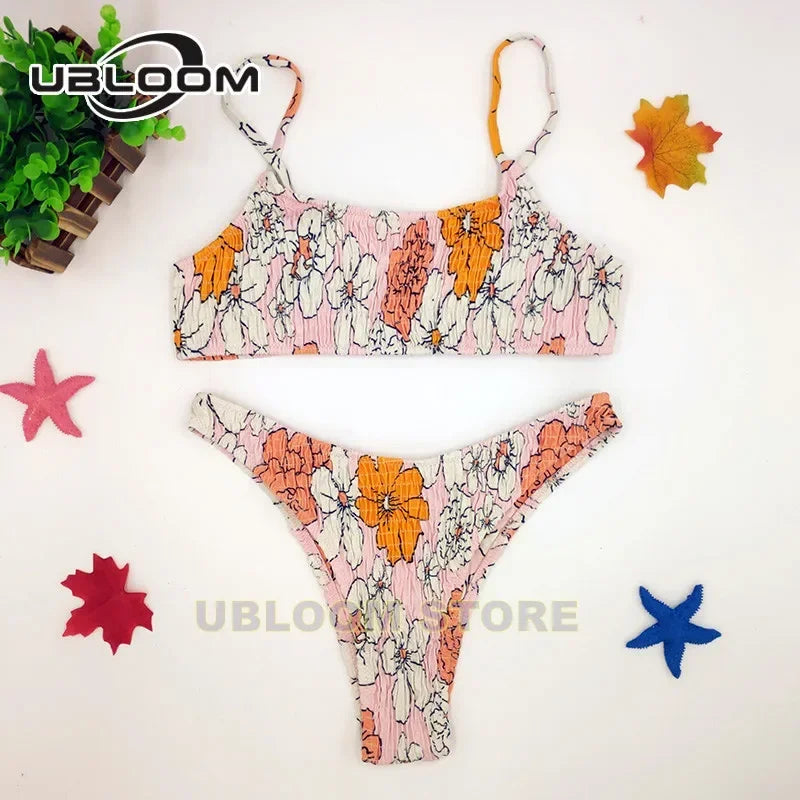 Vibrant Green Floral Underwire Bikini with Ruched Texture