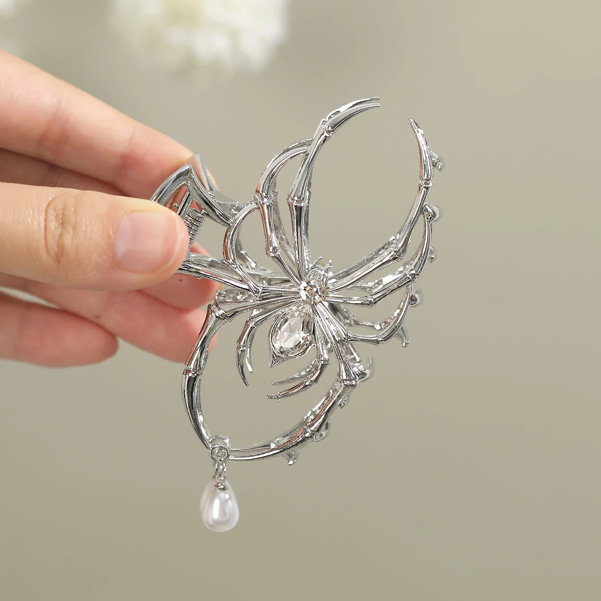 Vintage Spider Hair Claw Clip Gothic Statement Alternative Fashion Accessory