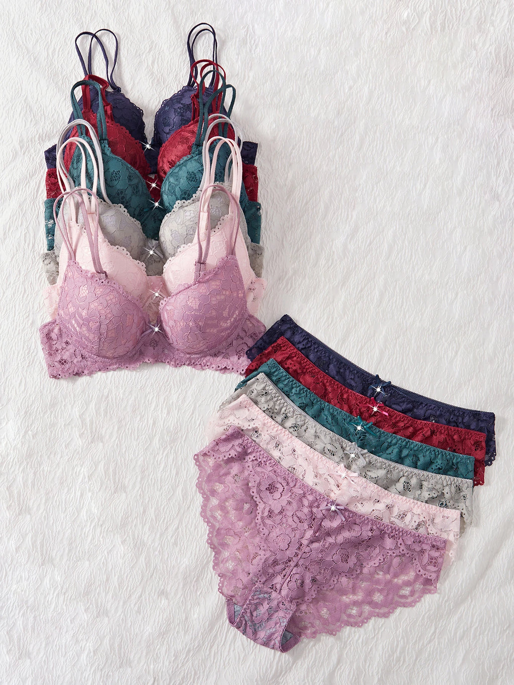 Elegant Floral Lace Scalloped Underwire Bra and Panty Set