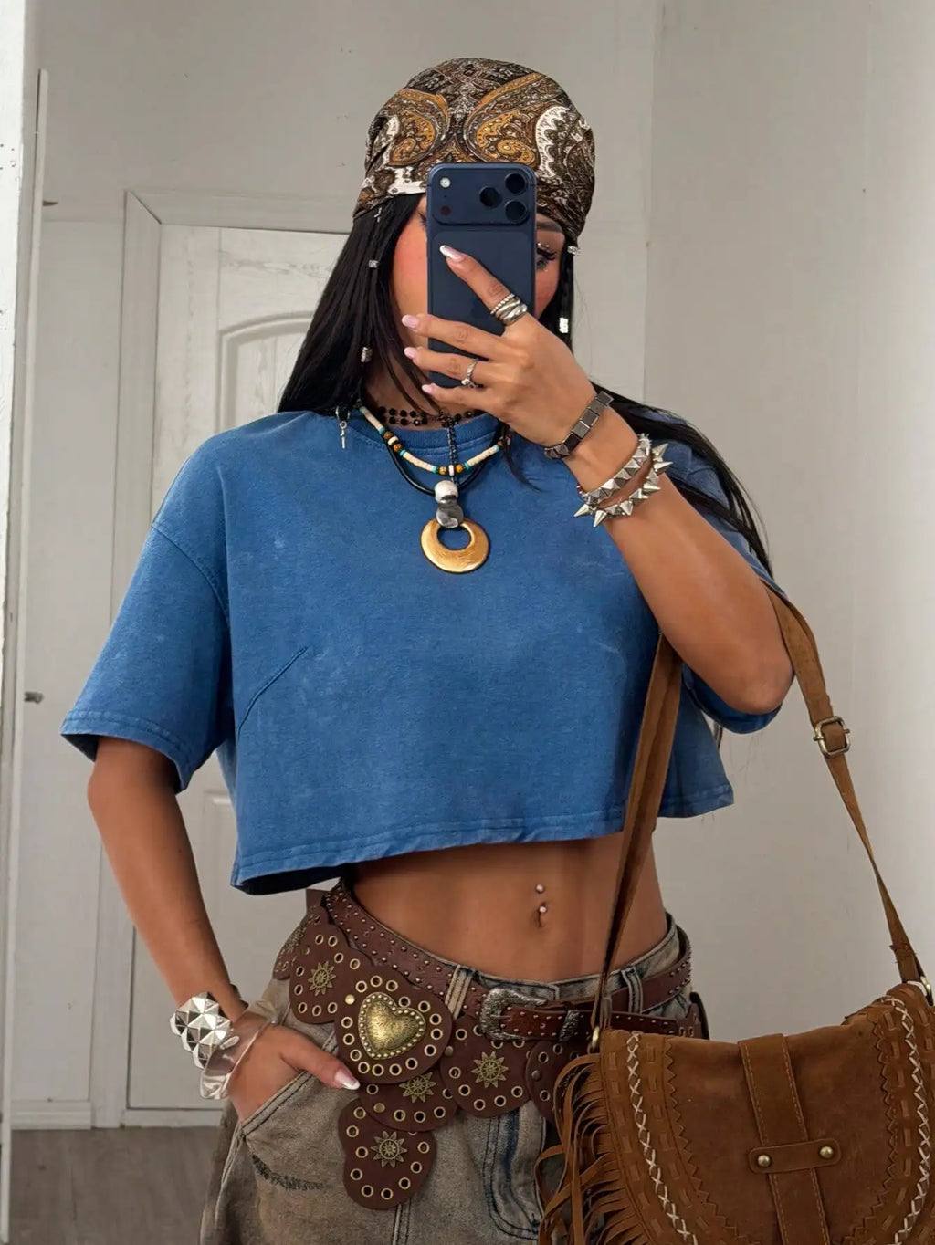 Washed Cotton Crop Tee with Relaxed Fit and Everyday Casual Style