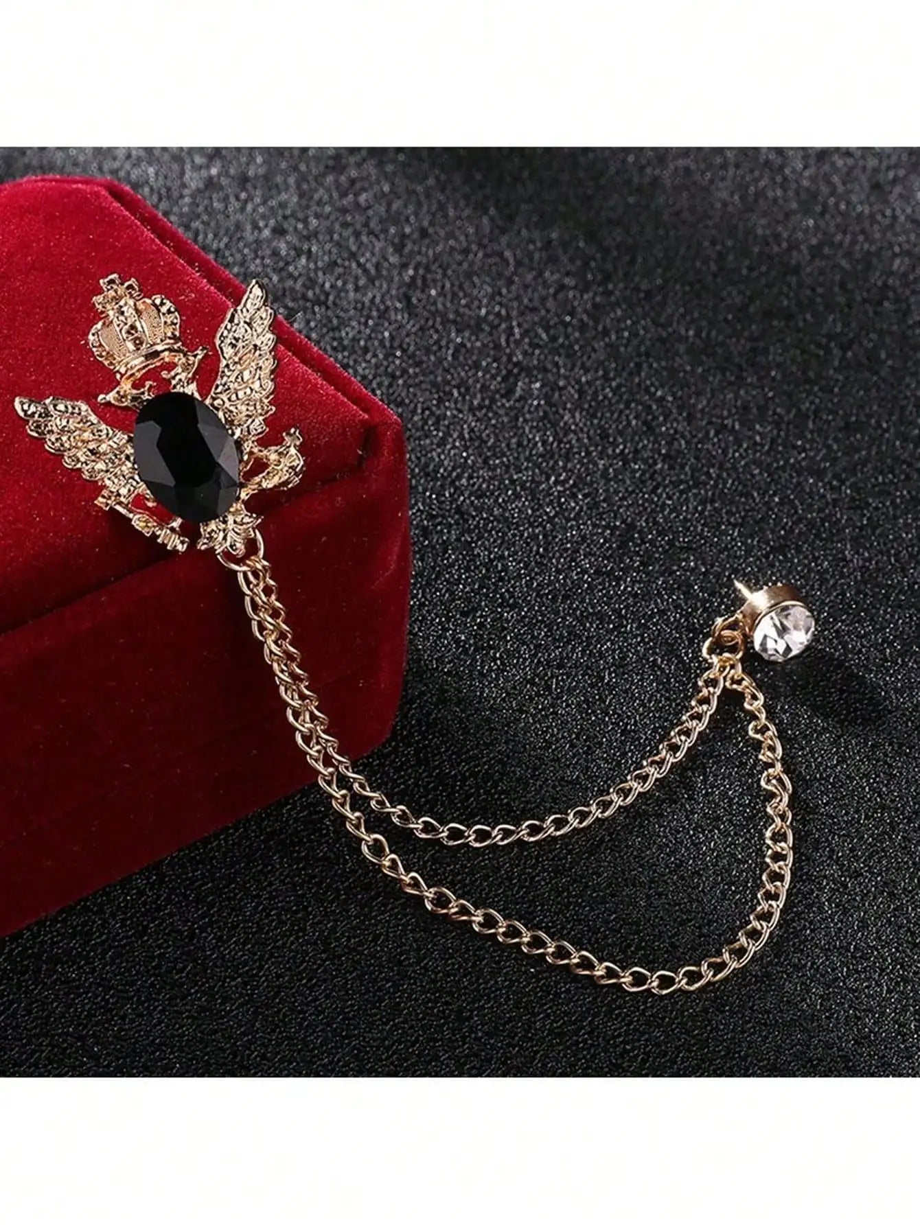 Vintage Court Style Skull Chain Brooch with Layered Tassel Jacket Accent
