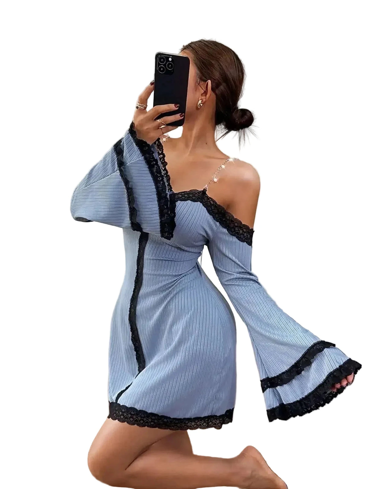 Women's Pearl-Chain Detail Babydoll Nightdress, Long-Sleeve V-Neck Mini Sleepwear with Lace Trim and Spaghetti Straps