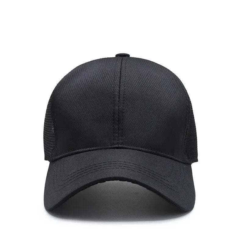 Unisex Breathable Mesh Baseball Cap with Adjustable Fit for Outdoor Sports and Everyday Wear