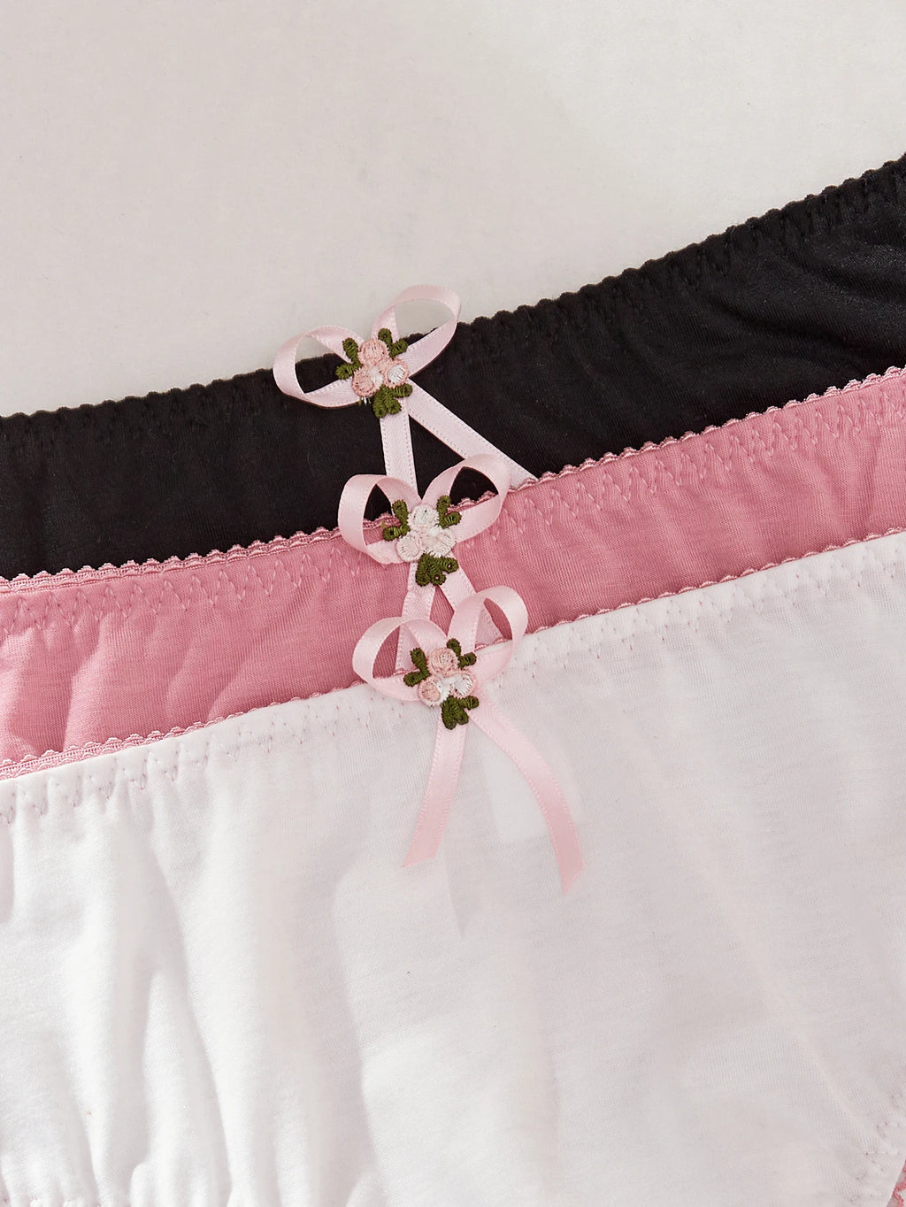 Smooth Pink Underwire Bra and Panty Set with Crisp Contrast Trim
