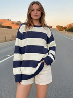 Women's Oversized Striped Knit Sweater with Relaxed Crew Neck Silhouette