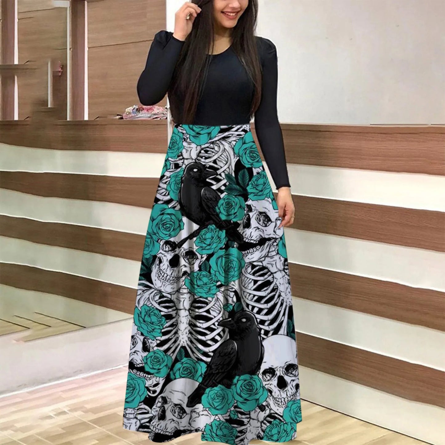 Dark Romantic Skull and Floral Gothic Maxi Dress with Elegant Fit