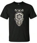 Vintage Crest Graphic Cotton Blend Streetwear T-Shirt with Ornamental Artwork