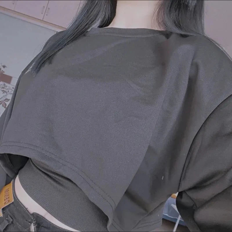 Women's Cropped Batwing Sleeve Sweatshirt with Relaxed Fit for Modern Streetwear Style