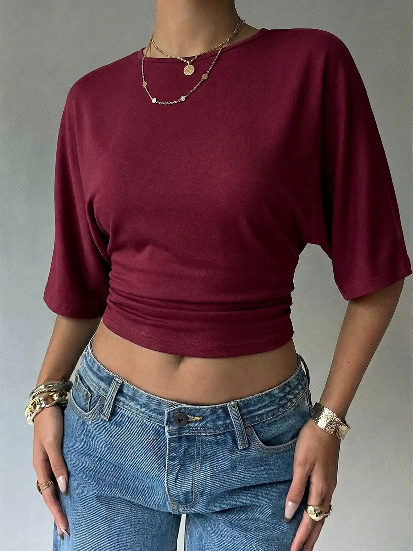 Batwing Sleeve Crop Tee with Relaxed Fit and Minimalist Casual Style
