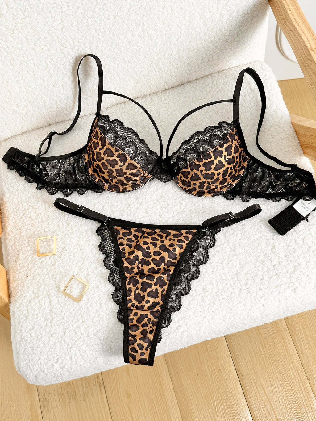 Strappy Leopard Print Underwire Lingerie Set with Black Scalloped Lace