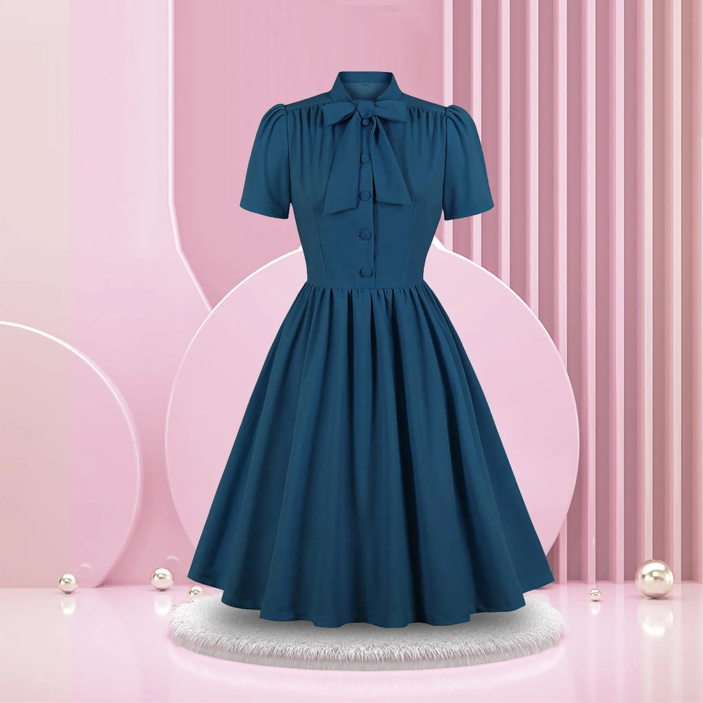 Retro Preppy Light Blue Midi Dress with Bow Collar and Button Bodice