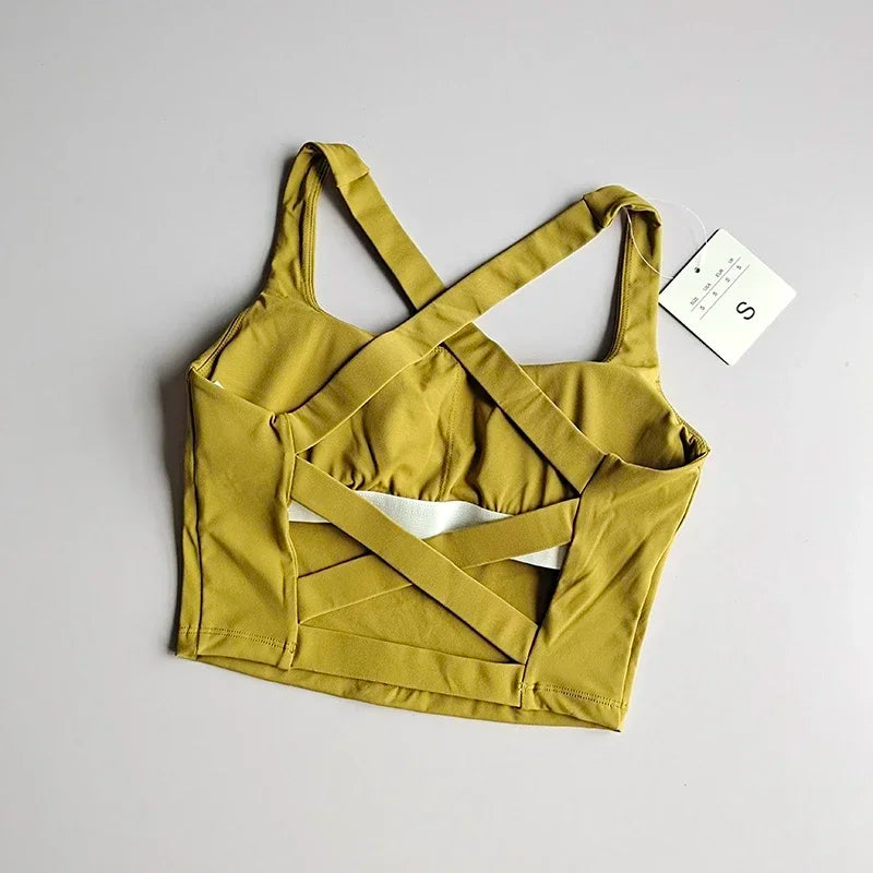 Sleek Criss-Cross Back Sports Bra with Wide Support Band
